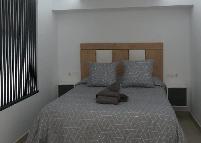 Turistico Hermanos Infantes * 에스테포나