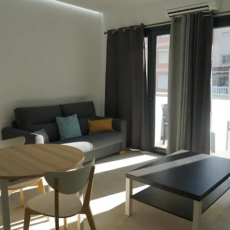 Turistico Hermanos Infantes Apartman *