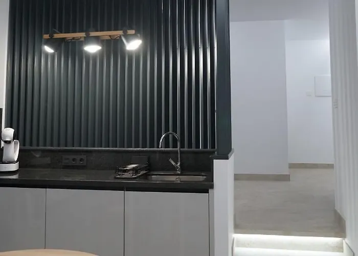 Turistico Hermanos Infantes * Estepona