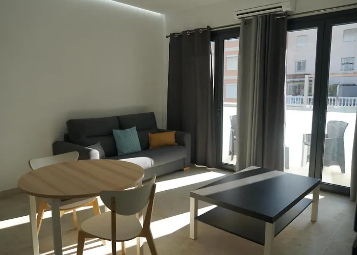 Turistico Hermanos Infantes Apartamento *